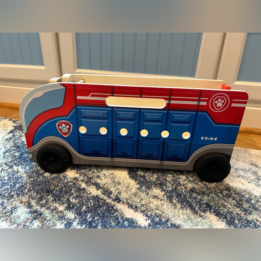 Melissa & Doug Paw Patrol match and build mission cruiser - Picture 8 of 13